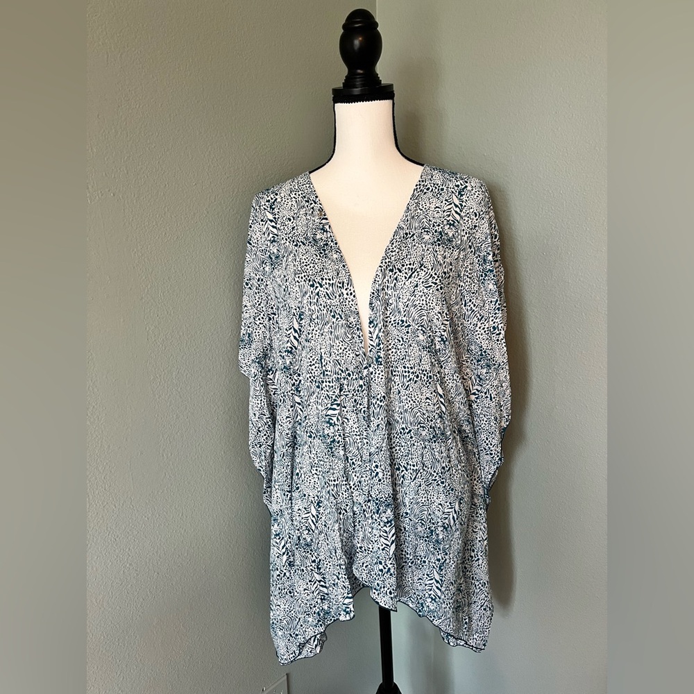 New Women’s Blue Animal Print Caftan Top  Swim Cover-Up Size M